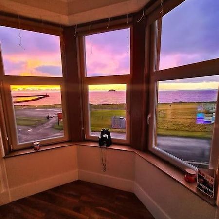 Girvan - Sea View Beach Access Apartment Esterno foto