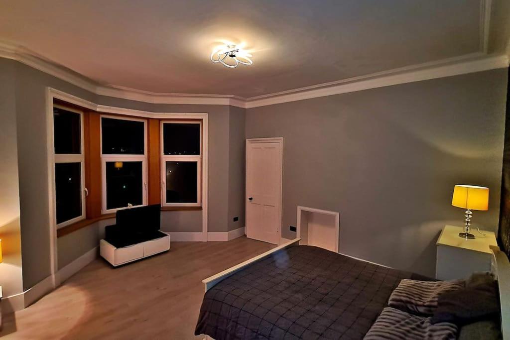 Girvan - Sea View Beach Access Apartment Esterno foto